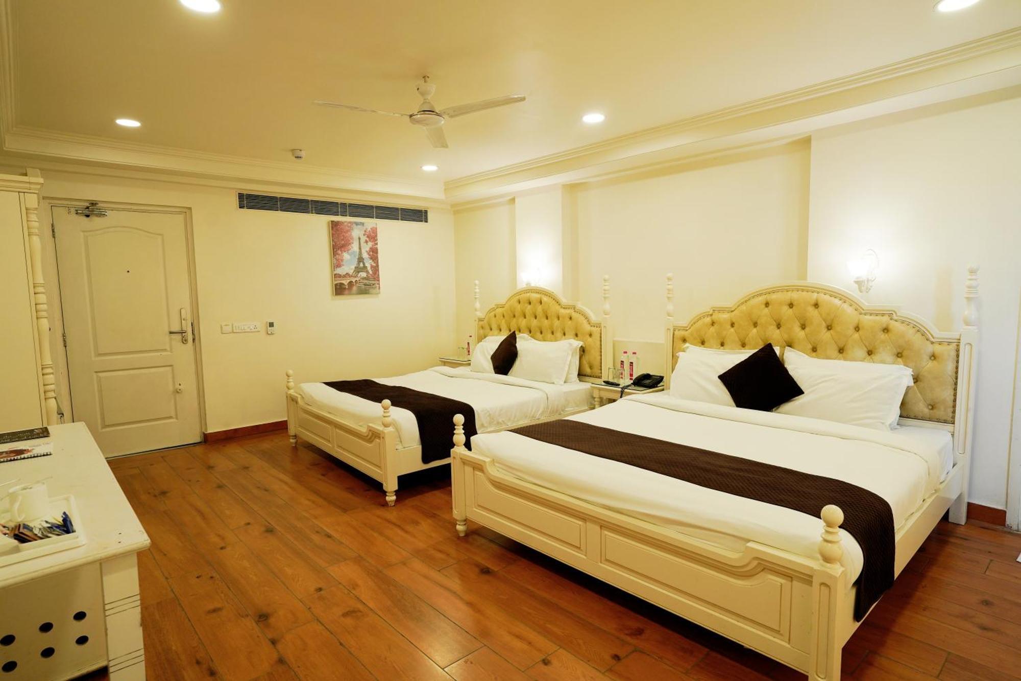 Cygnett Lite Grand, Jaipur Hotel Exterior photo