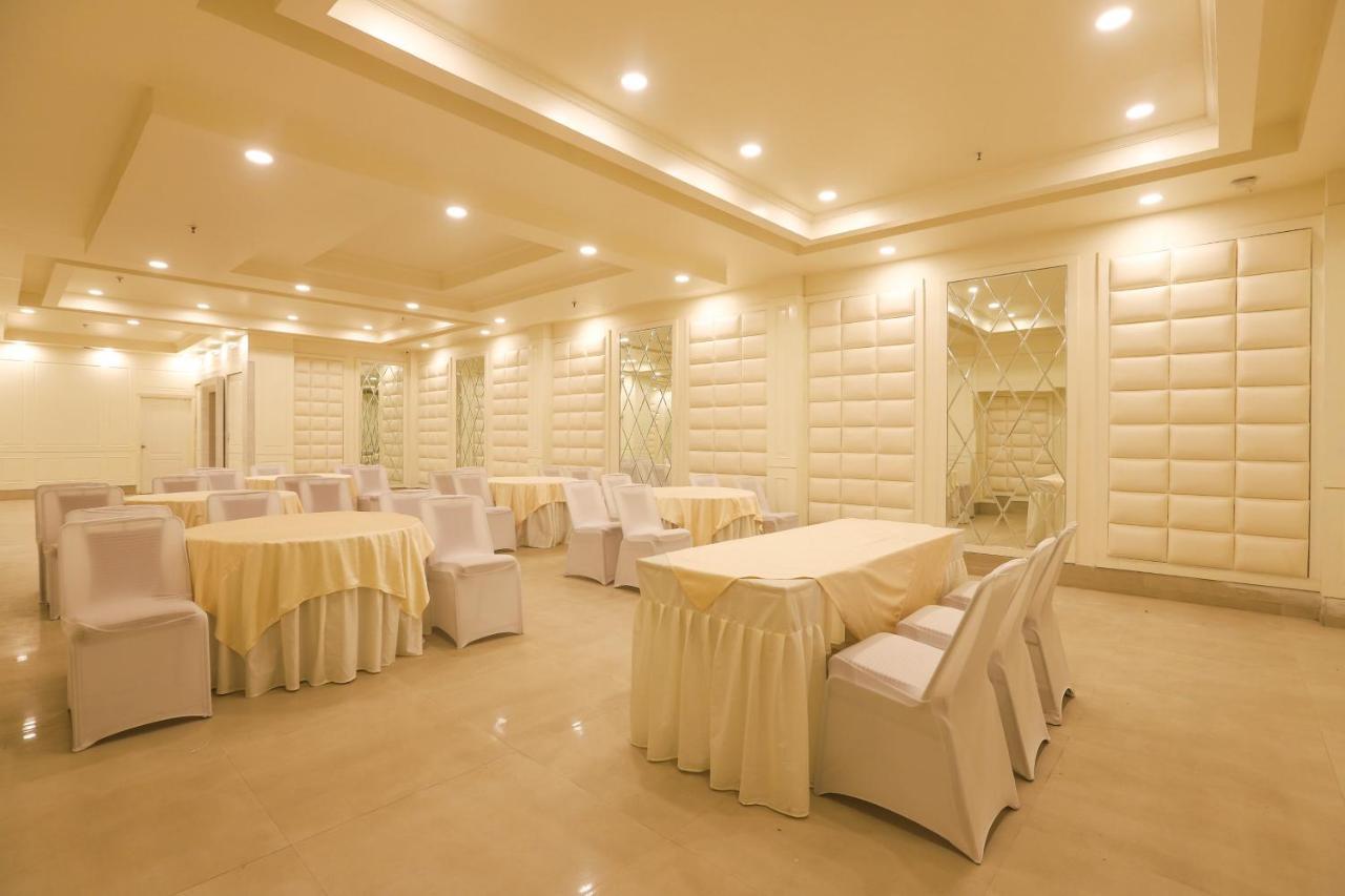 Cygnett Lite Grand, Jaipur Hotel Exterior photo